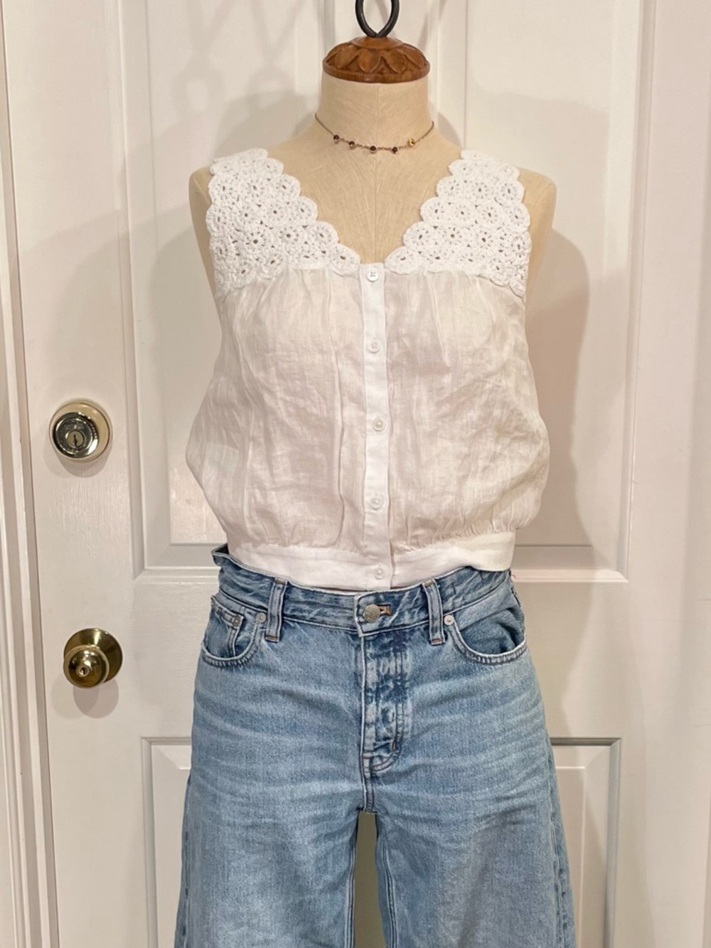 Madewell Like New White Crochet-Trim Button Front Sleeveless Top